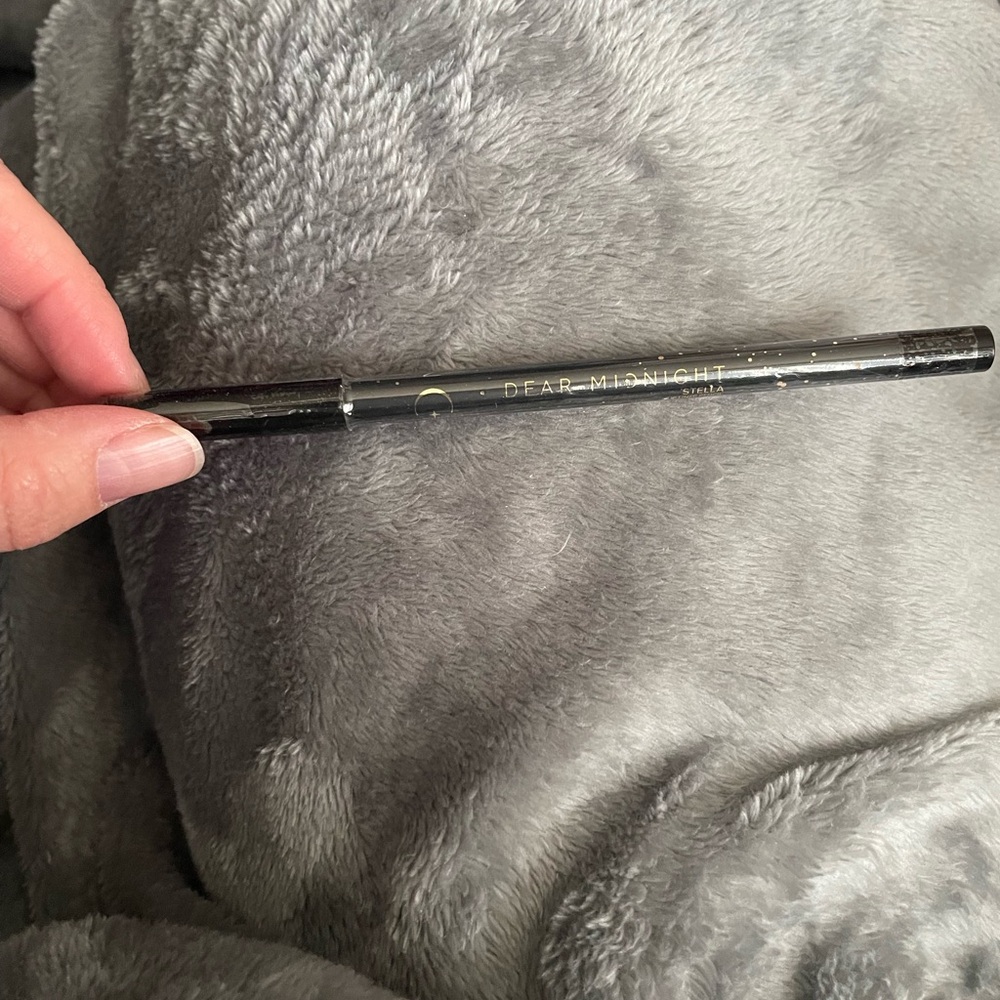 Dear Midnight lipliner in STELLA nwt!